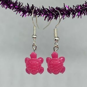 🦚5/20🦚 Pink turtle 🐢 earrings